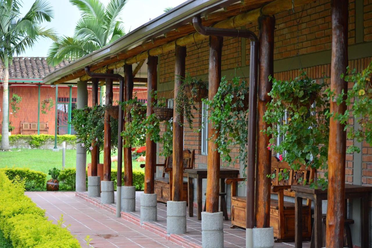 Finca Del Cafe - Casa Typica サンタ・ロサ・デ・カバル エクステリア 写真
