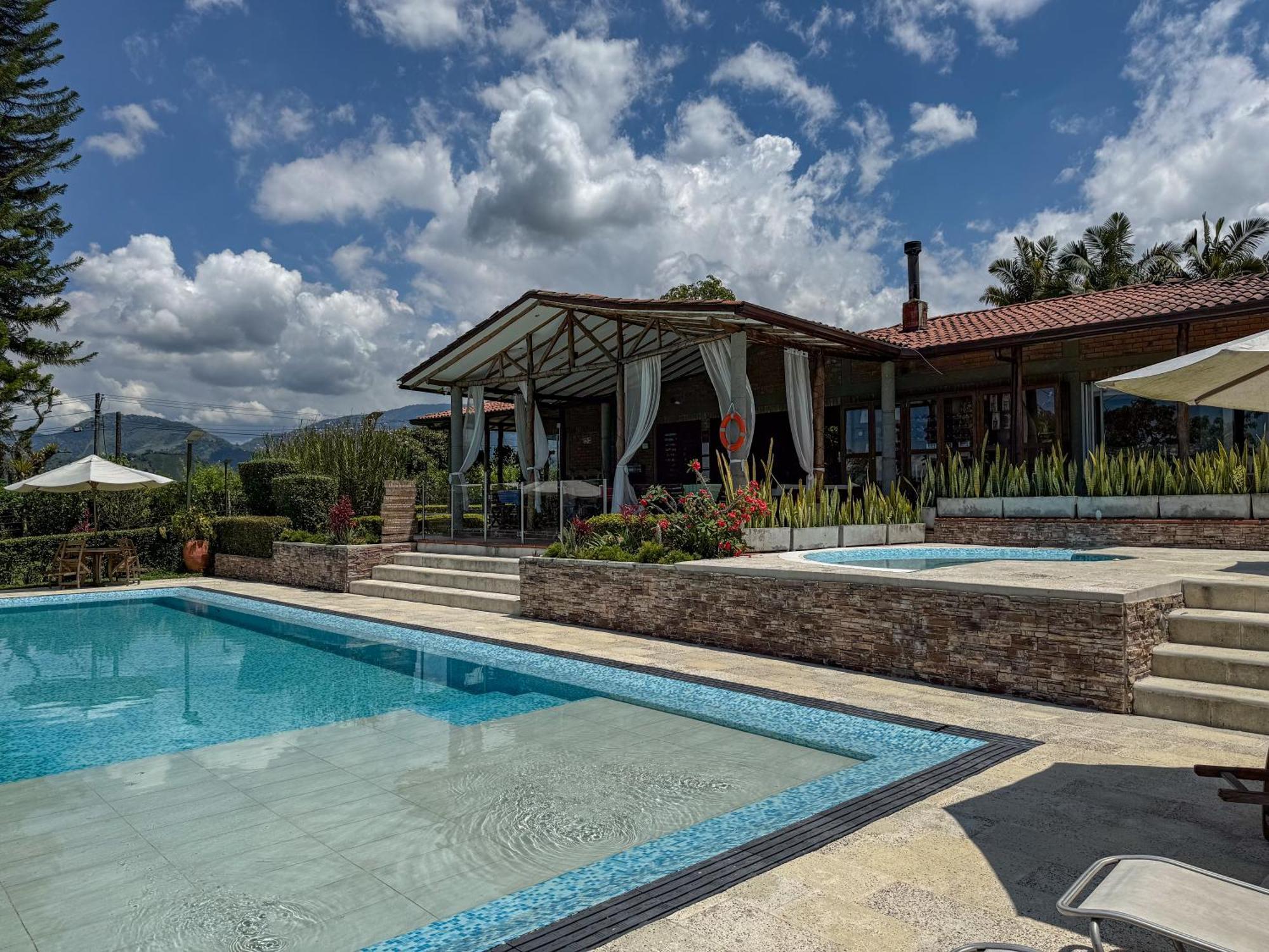 Finca Del Cafe - Casa Typica サンタ・ロサ・デ・カバル エクステリア 写真