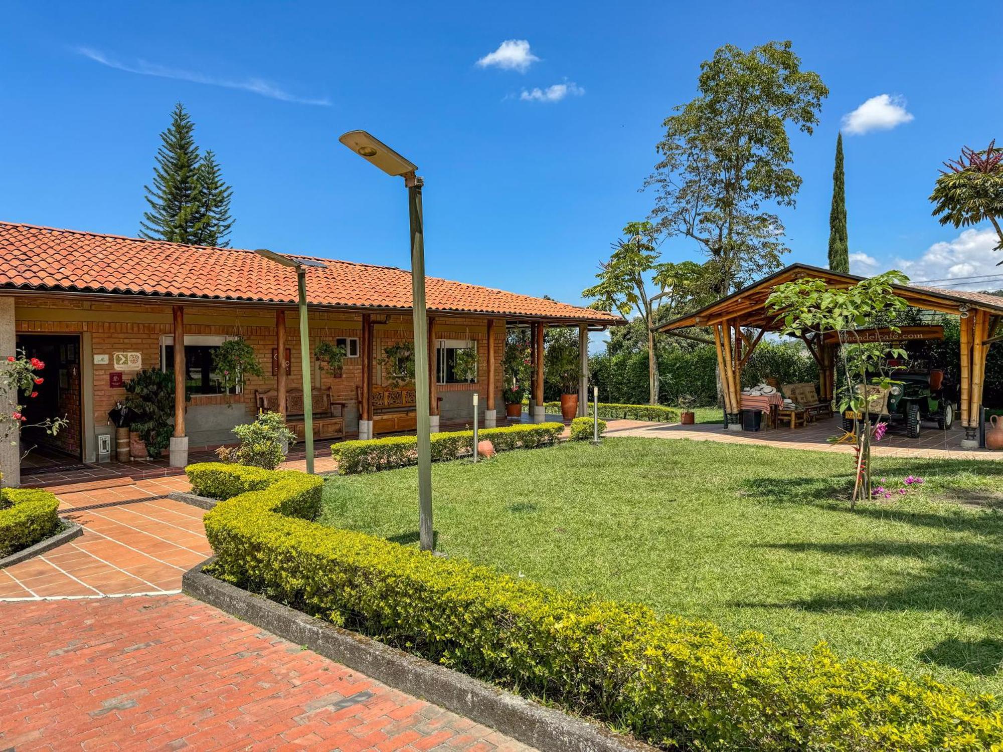 Finca Del Cafe - Casa Typica サンタ・ロサ・デ・カバル エクステリア 写真