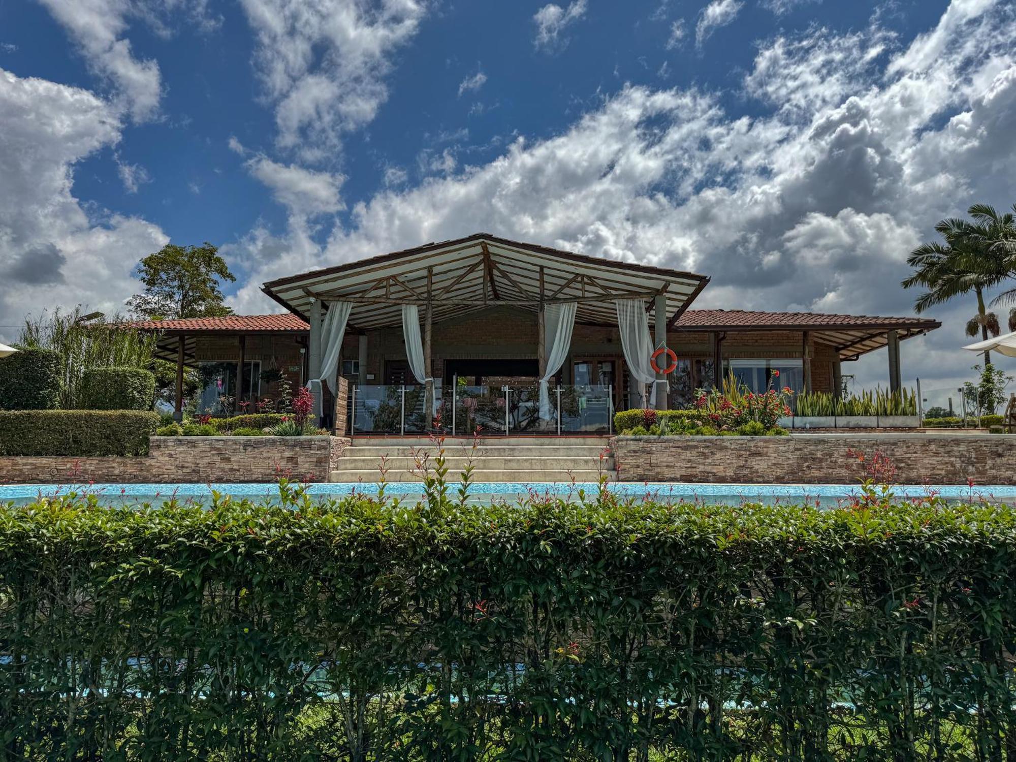 Finca Del Cafe - Casa Typica サンタ・ロサ・デ・カバル エクステリア 写真