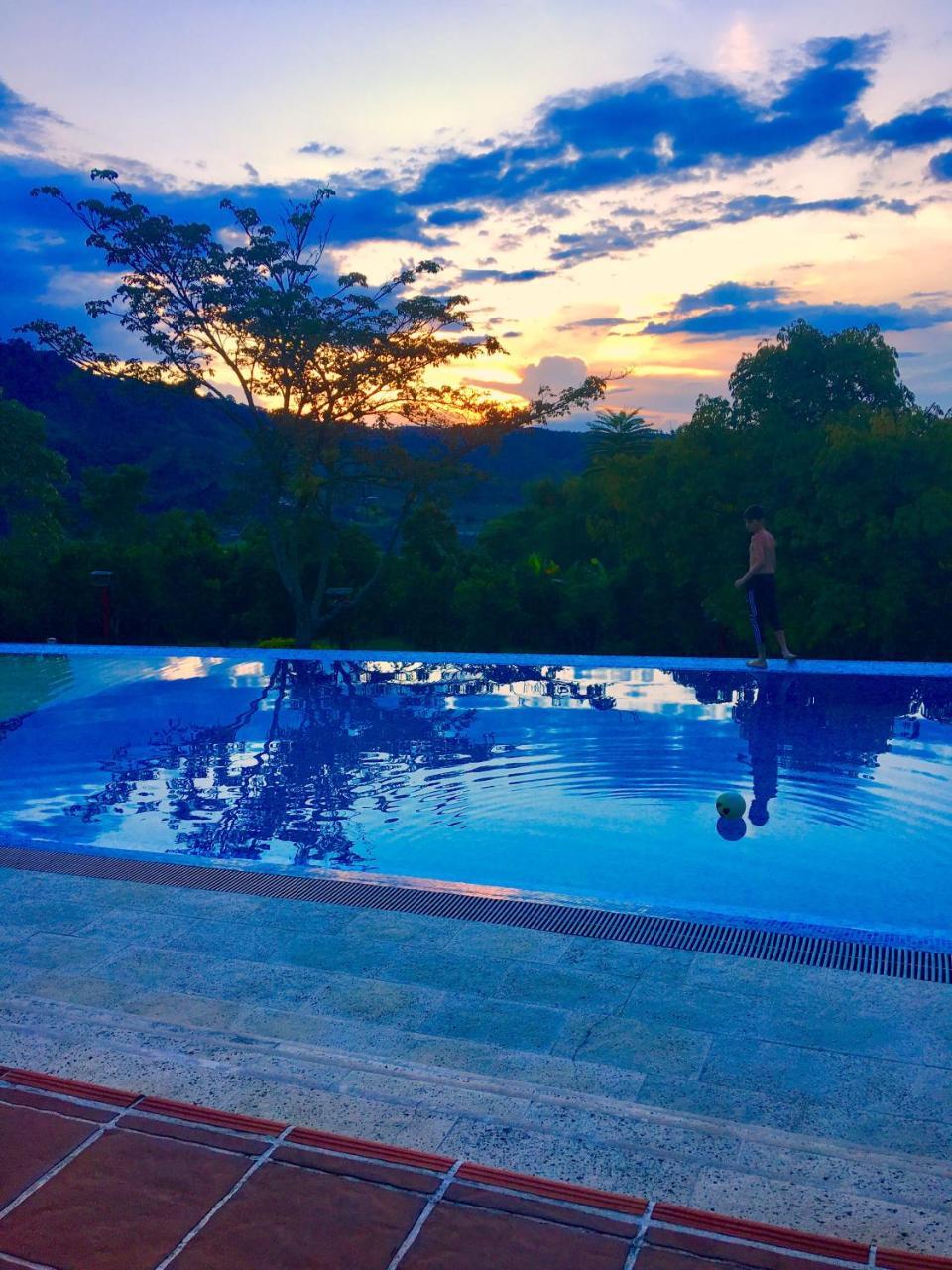 Finca Del Cafe - Casa Typica サンタ・ロサ・デ・カバル エクステリア 写真